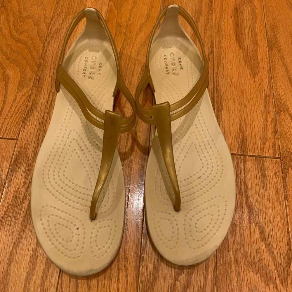Crocs Thong Sandals
